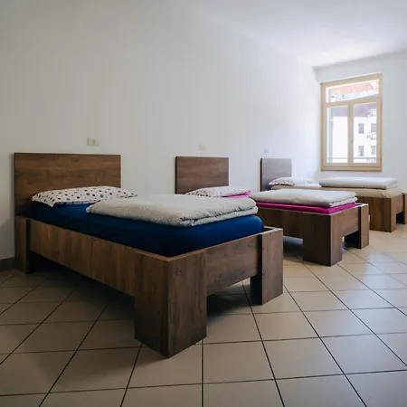 La Casa Via Del Sale Хостел Лимоне-Пьемонте